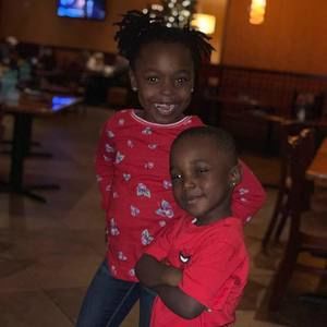 Meet your Posher, Brittney